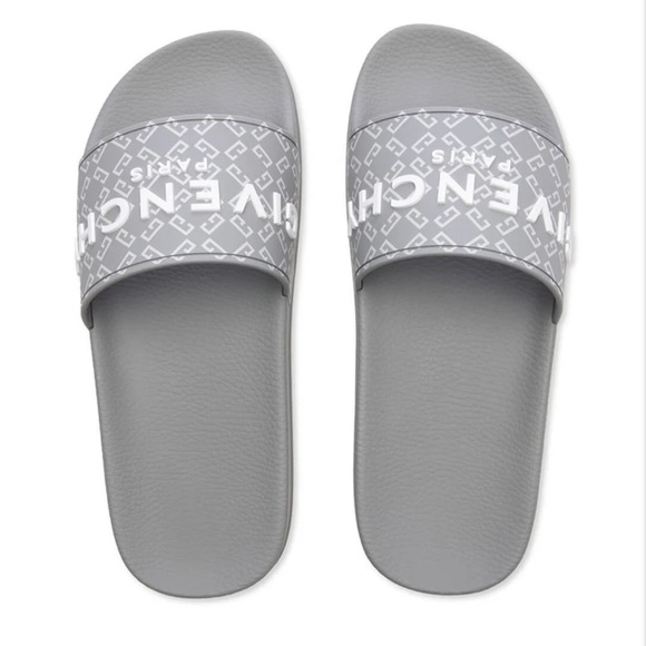 Givenchy Monogram 72 Rubber Flat Slides in grey and white. - Picture 2 of 12